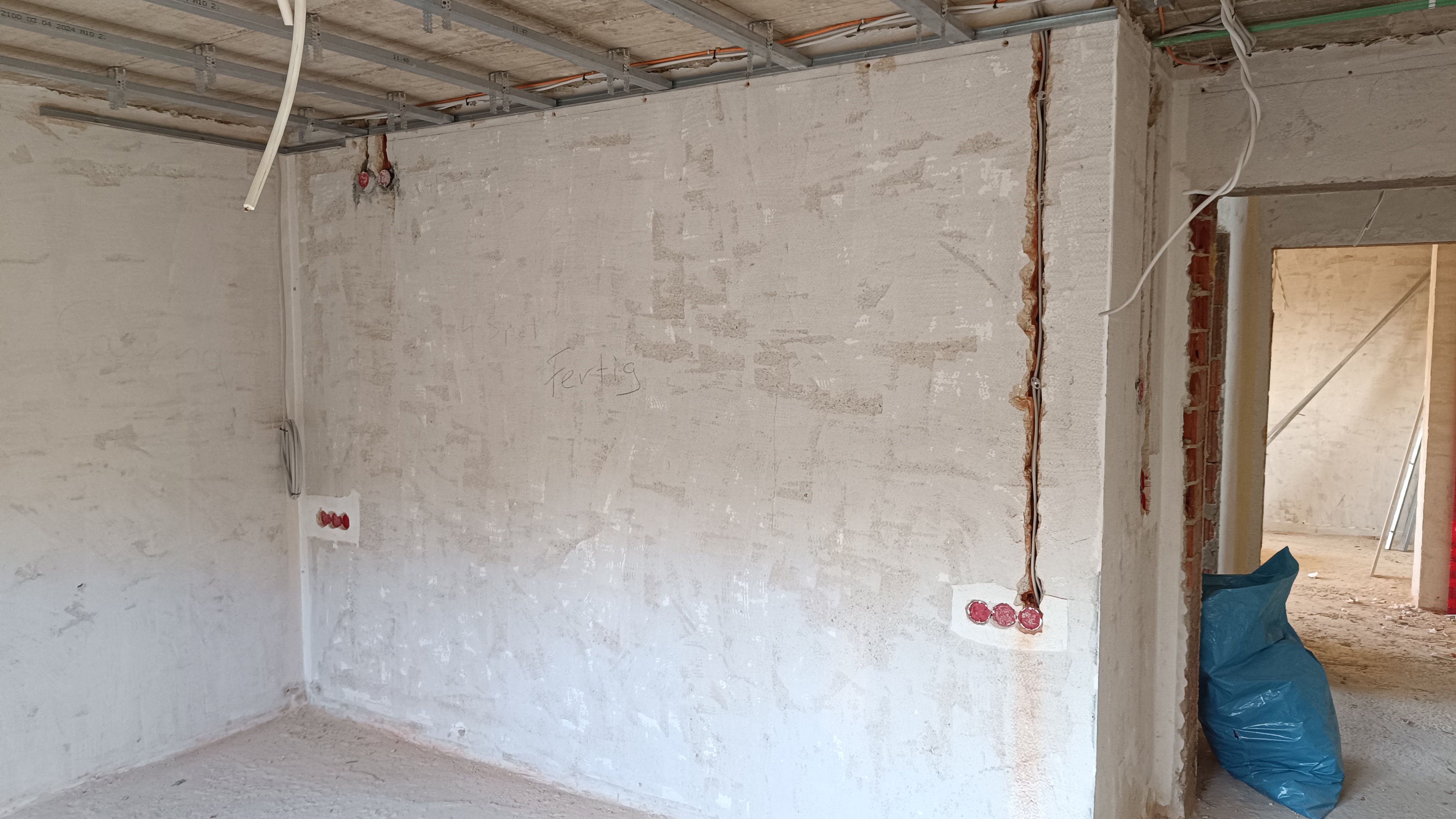 Elektroinstallation auf der Baustelle