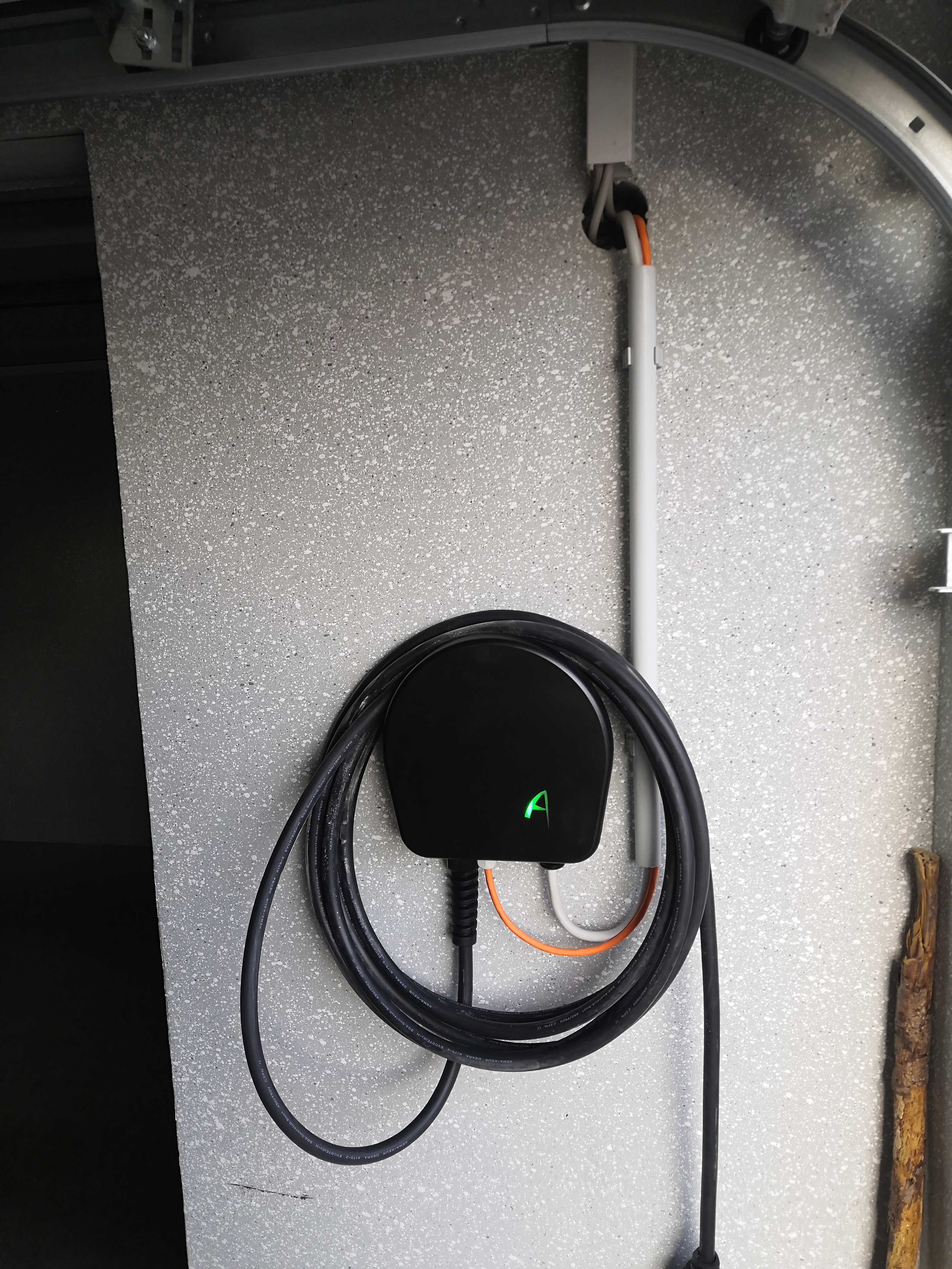Wallbox-Installation · Montageansicht 3